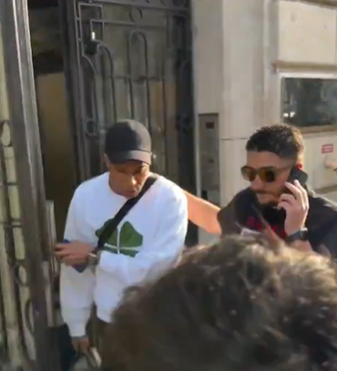 Mbappé y Ester Expósito ya no se esconden: Las comprometedoras imágenes que le dan la vuelta al mundo