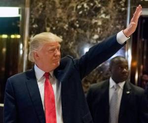 Donald Trump reafirmó este sábado el 'férreo compromiso' de Estados Unidos con la seguridad de Japón,