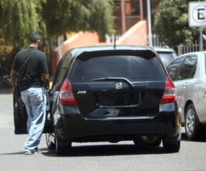 Los taxis VIP se identifican porque en su mayoría son vehículos particulares, de años recientes y que no portan placa. Foto:Johny Magallanes/EL HERALDO.