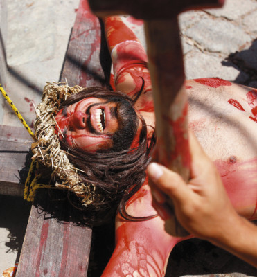 Claman acercarse a Dios para alejar la violencia