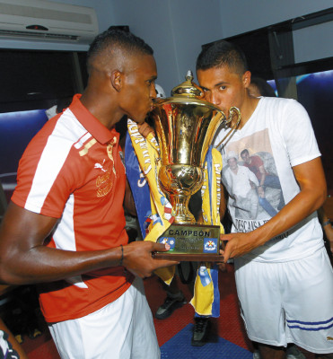 ¡Olimpia se corona tetracampeón de Honduras!