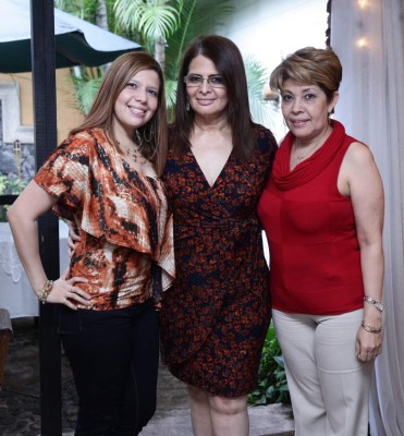 Detalles prenupciales para María Fernanda Casasola