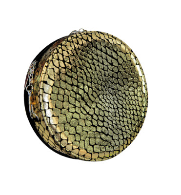 El clutch, sobrio y elegante accesorio