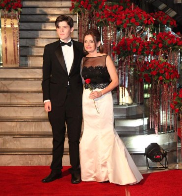 La Escuela Americana: Inolvidable fiesta prom para despedir