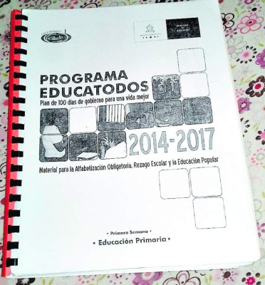Educación incumple entrega de materiales