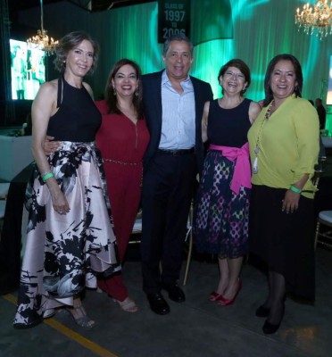 Una noche de recuerdos entre los egresados de la Elvel School