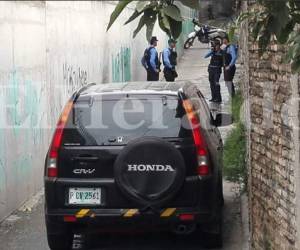 El hombre apareció en el asiento trasero del vehículo. (Foto: Estalin Irías/El Heraldo Honduras/ Noticias de Honduras)