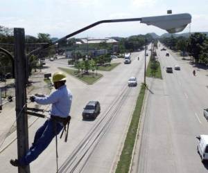 Las interrupciones del fluído eléctrico serán entre las 8:00 de la mañana y las 5:00 de la tarde. (Foto: El Heraldo Honduras)