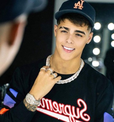 10 datos que no conocías del cantante Lunay