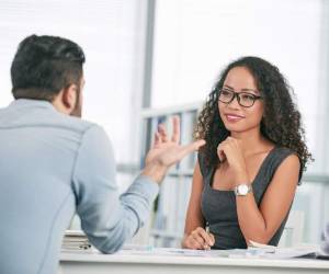 En una entrevista de trabajo es importante que no solo sea bueno, sino también parecerlo.