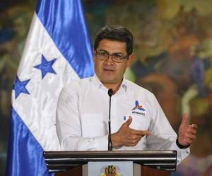 'No ha existido, existe ni existira nadie por encima de la ley. Sin embargo, los derechos al debido proceso y la presunción de inocencia también deben ser respetados hasta que las investigaciones culminen', dijo Juan Orlando Hernández.