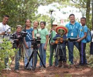 Los niños han involucrado a la comunidad, familia y docentes en las producciones.