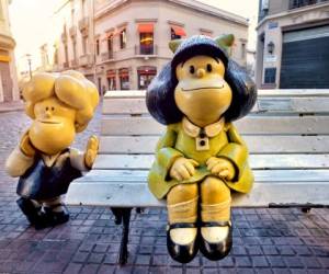 Estatuas. Uno de los monumentos más reconocidos de Mafalda es el que se ubica en San Telmo, Buenos Aires.