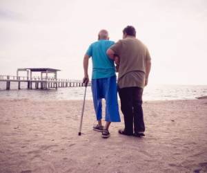 Cuando la enfermedad de Parkinson se encuentra avanzada, le dificulta en gran medida la movilidad a las personas, por lo que requieren de ayuda para hacer ejercicio, incluso para caminar.