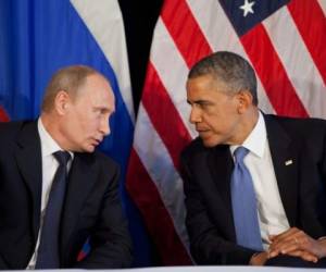 Barack Obama, que pasará el testigo a Trump el 20 de enero, sancionó a Rusia expulsando a 35 diplomáticos que consideró espías.