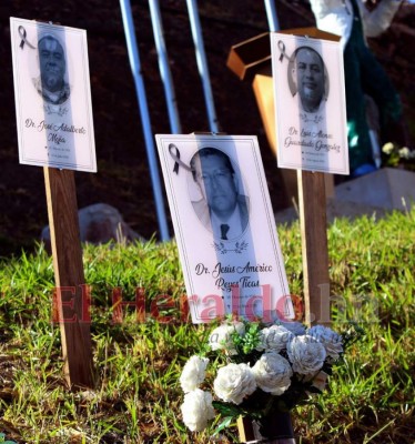 Con homenaje a médicos fallecidos crean conciencia sobre letalidad del covid-19