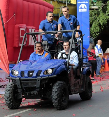 III Vuelta Ciclística hizo vibrar el pavimento