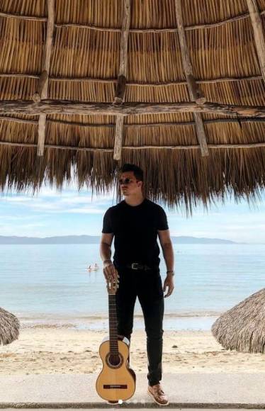 Daniel Arellano, el violinista de Nodal que dejó flechadas a las hondureñas