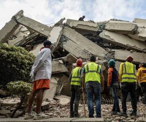Los devastadores terremotos que sacudieron el norte de Venezuela también golpearon a la comunidad internacional, al confirmarse la muerte y desaparición de decenas de ciudadanos extranjeros. Entre las víctimas figuran personas de España, Portugal, Italia y Chile, República Dominicana, entre otros.