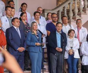 Este miércoles la junta directiva del Colegio Médico sostuvo una importante reunión con el secretario privado Luis Castro en la que se lograron importantes acuerdos.