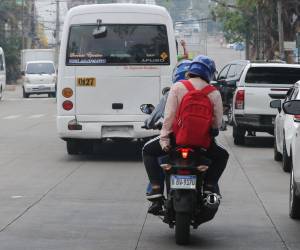 A los conductores de motocicletas se les tendrá más vigilados en las calles de la capital para que respeten la ley; ante esto anunciaron protestas.