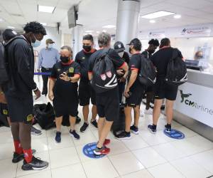 El Olimpia salió este martes del Aeropuerto Internacional Toncontín.