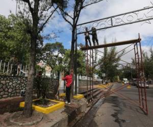 La parroquia Inmaculada Concepción se viste de fiesta en honor a su patrona.