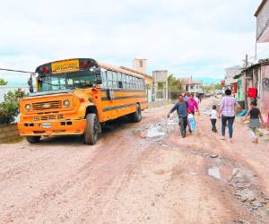 La terminal de “rapiditos” de la colonia San Francisco, ubicada en la colonia Ramón Amaya Amador, quedó desolada ante la falta de unidades.