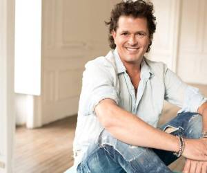 Carlos Vives no piensa en retirarse: 'todas las historias están por contar, tengo muchos planes y sueño con canciones, es un camino hermoso'. (Foto: Facebook/ El Heraldo Honduras/ Noticias Honduras hoy)