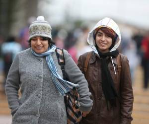 Las bajas temperaturas continuarán por los próximos días en la capital y en el norte del país se decretó alerta verde (Foto: Efraín Salgado).