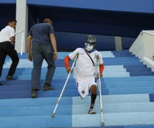 Olman llegó muy emocionado al Estadio Salvadoreño para apoyar al equipo de todos.