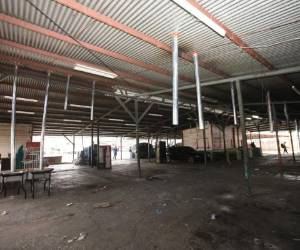 El techo del área de cocinas se adaptó para el uso de ecofogones.