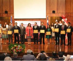 Cada año son más los jóvenes beneficiados con las becas de Taiwán. Desde 2015 a la fecha, el número de becarios ha aumentado a 42 y 58 becas por año. En 2019 se abrió oportunidad para estudiantes de escuelas públicas.