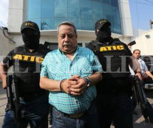 El tío de Mario Zelaya fue presentado este viernes en la sede de la ATIC y luego fue llevado a los juzgados capitalinos, foto: David Romero / EL HERALDO.