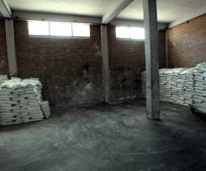 En la bodega de Los Laureles, la capacidad de almacenamiento ronda los 16,000 sacos, actualmente hay unos 1,700.