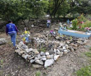 Los camposantos municipales se encuentran abarrotados.