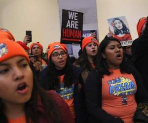 Es una concesión considerable: la minoría demócrata pedía en una legislación aparte la regularización de 690,000 'dreamers', los oficialmente registrados en el DACA. (Foto: AFP/ El Heraldo Honduras/ Noticias Honduras hoy)