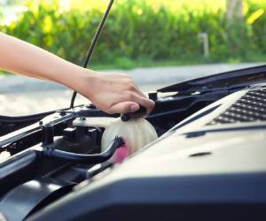 Limpiaparabrisas: Más allá de provocar una avería costosa, participa directamente en la visibilidad del conductor.