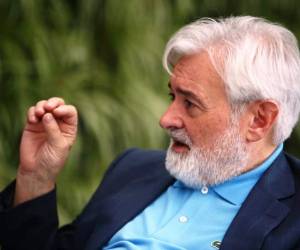 Darío Villanueva, director de la RAE, participará en homenajes, conferencias y otros actividades este lunes y martes. Foto: Emilio Flores / El Heraldo.