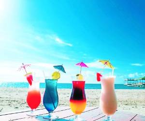 Los turistas no se resisten ante estas refrescantes tentaciones.