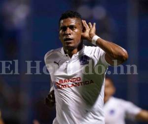 Carlo Costly doblegó al Real España con dos dianas tras ingresar por Javier Estupiñán, quien salió lesionado del campo.