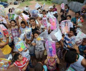 “Gracias EL HERALDO”, decían los infantes mientras el lente de la cámara captaba este momento.