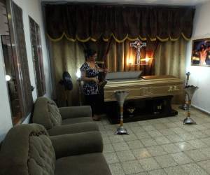 Los servicios fúnebres prepagados ofrecen paquetes de velación que incluyen hasta el atuendo del difunto a precios de entre 20 mil y 40 mil lempiras.