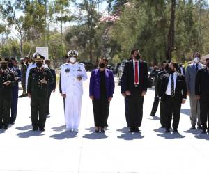 La presidenta Xiomara Castro al asumir en febrero de 2022 como comandanta de las Fuerzas Armadas. En la figura actual ella también es la titular del CNDS.