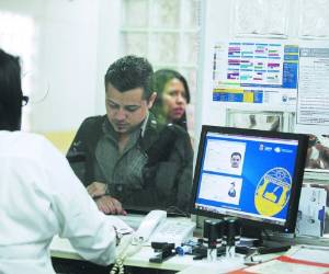 A partir del 25 de enero todos los aspirantes a ingresar a la UNAH deberán llenar la solicitud de inscripción en la página web de admisión (www.admisiones.unah.edu.hn), según el caso.