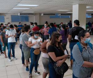 Los horarios de servicio comienzan desde las 6:00 AM y culminan a las 4:00 PM, de lunes a viernes, en el Departamento de Afiliación del Seguro Social.