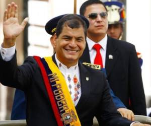 Rafael Correa está en contra de que se elimine la reelección indefinida promovida por el actual mandatario.