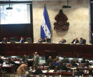 El Legislativo nombró esta noche la comisión que conocerá la problemática universitaria. (Foto: El Heraldo Honduras/ Noticias de Honduras)