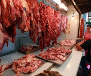 Las carnes son las que mayor aumento de precios reportan durante las fiestas de Navidad y Año Nuevo.