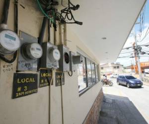 El precio de la energía es revisado en Honduras cada tres meses.